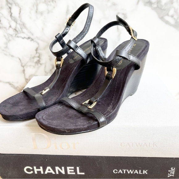 Bandolino Leather Wedge Sandals - Picture 4 of 12